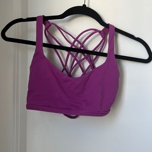 Lululemon sports bra